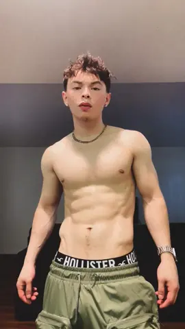@Prince Moses is SO DAMN SEXY!!! 🫠♥️🥰 #fyp #foryoupage #foryou #princemoses #shirtlessmen #bodygoals #hollister #sixpackabs #omfg #yummyaf #lgbtq SHOW HIM SOME LOVE!!! 😘