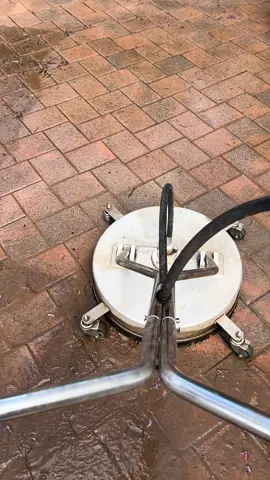 The surface cleaner does all the work for me! #jc_services22 #just #call #services #asmr #pressurewashing #surface #cleaner #paving #cleaning 