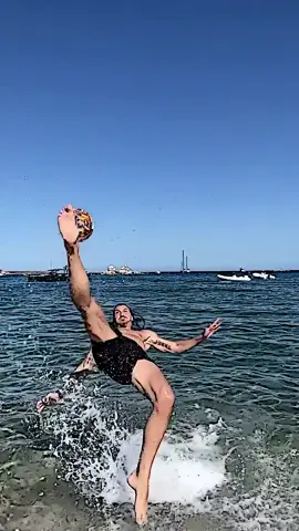 tua² bisa salto😱#fyp #football #footbaledit #zlatanibrahimovic #ibrahimovic #salto #beach 