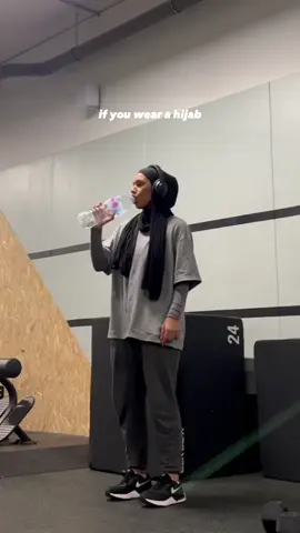 for all my hijabi girlies 🤍 all my modest gym fits from @Vanquish Fitness  #FitTok #modesty #hijab #fyp 