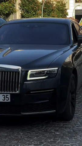 Eyes to die for #rollsroyce #ghost #turkey 
