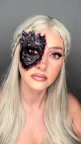 Khaleesi dragon make-up 🐲 #khaleesimakeup #khaleesi #daenerystargaryen #daenerystargaryenmakeup #halloweenmakeup #dragonmakeup #halloween2023 