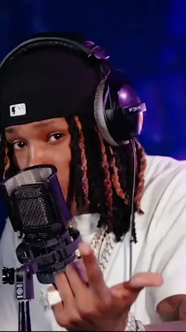 back in #2020, #kingvon blessed our #openmic stage 🔥 & performed his song 