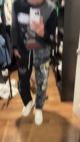 A lil’ airport #OOTD #mensootd Sweats: @CHNGE Shoes: @Miu Miu Shirt: Thrifted (brand is Nana Judy) 