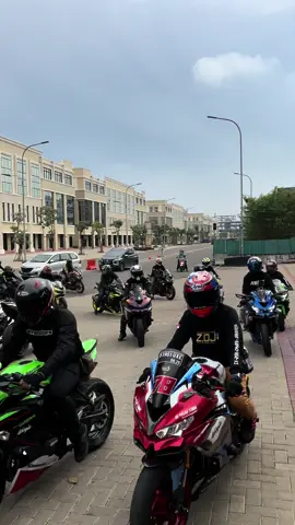 500 cylinder 🗿#zx25r #zx25r #zx25r_4cylinder #zx25rr #zx25ownersjakarta #zri 
