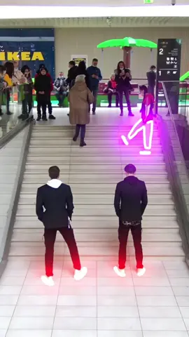 Friendships 😎⭐️ NEON MODE 😨💥