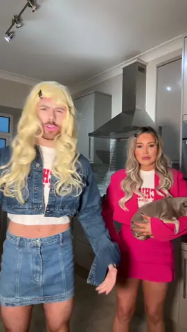 Hold ma poodel 🤣🤣 #whitechicks #whitechicksmovie #couplecomedy #coupletiktok #fyp 