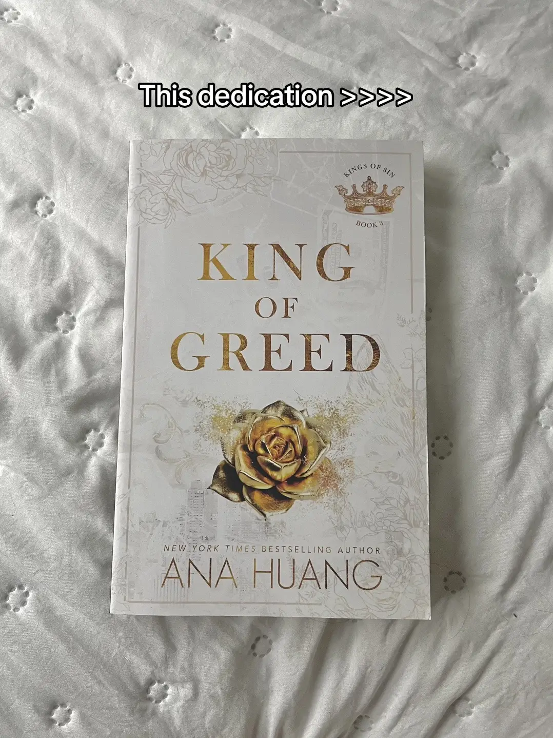 One of my favorite book dedications 🤍✨ Im sure some of my book besties can relate on here! #kingofgreed #kingofsinseries #anahuang #kingofgreedanahaung 