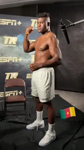 An absolute UNIT 😳 #furyngannou #boxing #mma #francisngannou🇨🇲 