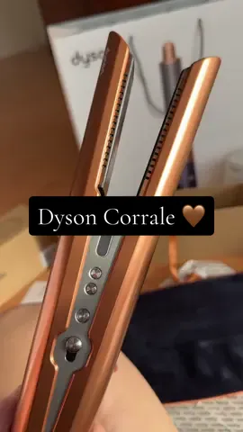 Dyson Corrale 🤎 #dyson #dysoncorrale #дайсон #розпаковка #hairtok #unboxing #hairproducts #dysonunboxing #dysonstraightener #огляддайсон #обзордайсон 