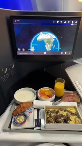 Air France business class..❤✈ #travellife #photography #aviation #businessclass 