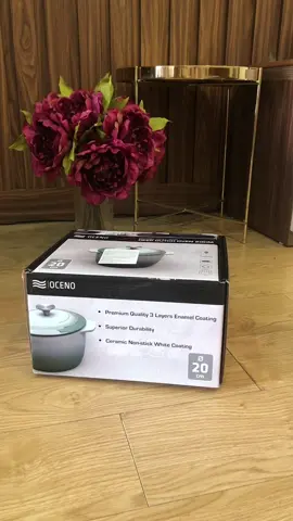 Khui hộp nồi gang thành cao màu xanh đá đẹp lịm tim chị em ôi. Nồi dùng hầm, nunh, kho cá….giữ nhiệt siêu đỉnh. Dùng được với mọi loại bếp #noigangoceno #noigangbeptu #noigangkhoca #giadungthaoxu 