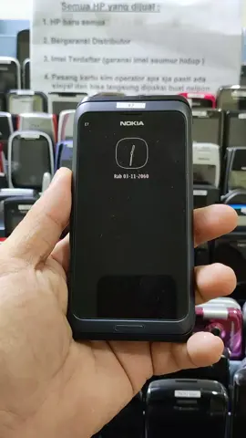 Nokia E7 Communicator. Hp Layar Sentuh model laptop. Unik banget.  #hpklasik #hplegends #nokia 