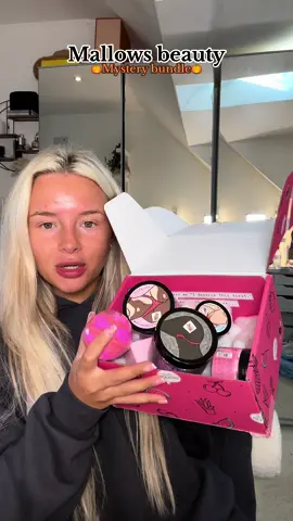 So happy with this one from @mallowsbeauty 🎃✨ get them before they sell out!🤍 #mallowsbeauty #beautybundle #mysterybundle #skincare #mallows 
