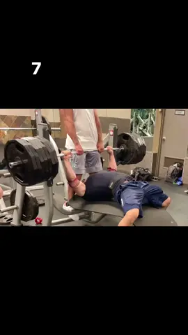 7 plate dropset !! 😲 #sports #GymTok #gymmotivation #Fitness #workout #fyp #fypシ #viralvideo #viral #foryou