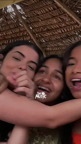 Morrendo por dentro...🎶❤ - - - - - - #foryoupage #fy #reels #viral #viralvideo #statusvideo #raphaelasantos #foryou  #adordesseamor #forro #fyp #antigas 