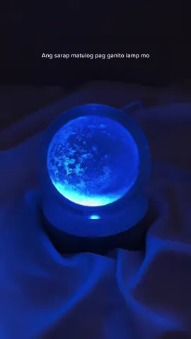 Ganda nag iiba yung kulay  #moonlamp #nightlamp #perfectgiftideas #giftidea #roomessentials #fyp #tiktokfinds 