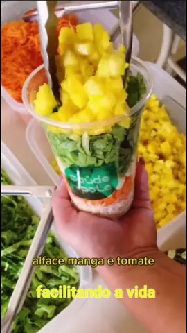 salada no pote pra facilitar sua vida.#deliciousfood #comidarapida 