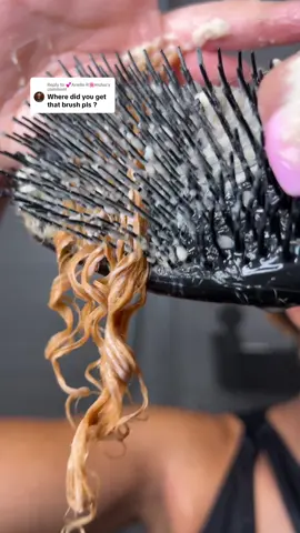 Replying to @💕Arielle R🌸mulus It’s linked in my Amazon Storefront @Tangle Teezer 💌 #detanglingprocess #detanglingroutine #detanglingnaturalhair #deepconditionmyhairwithme 