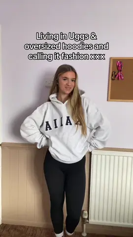 All im wearing at the minute #autumnfits #uggs #kaiiathelabel 