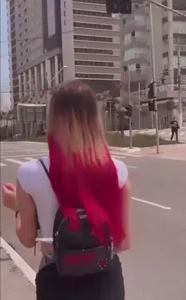 todos que passam pela ma olham pra ela 💁🏼‍♀️💕  #malevola #malevolazx #malevolaalves #meme #memesbr #engracado #humor #fyp #fy #fypシ #viral #cururu #mariajose #ygona #ygonamoura #leandrinha #leandrinhaduart #afonsinha #aghatanunes #phonsy #lora #bardalora #lgbt #lgbtq #euphoria #jules #belezafeminina #trans #transgender