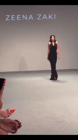 Dubai Fashion Week #model #Running #catwalk #kazakh#dubai 