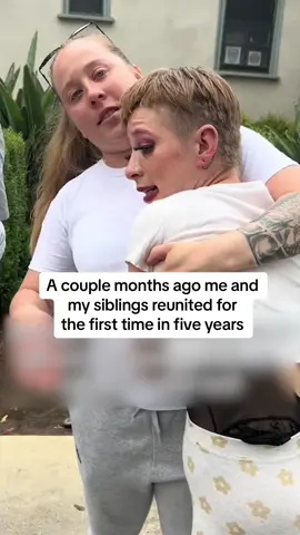 A photo can last a lifetime ❤️ ( @Christian A McPhetridge / Artist @nefertari barraza )  #reunion #familyreunion #tattoo #hearttouching #family 