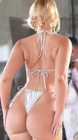 #fyp #foryou #egirl #makefriends #viral #fakebody #woman #model #bikinimodel #swimwear 