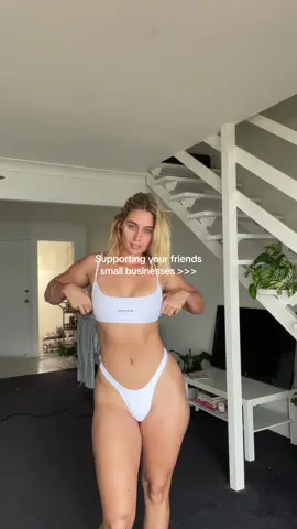 Go support your friends 🫶🏽 #SmallBusiness #supportyourfriends #friendship 