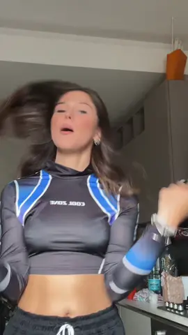 Ma questo tik tok ha assolutamente messaggi subliminali di cui io mi dissocio #perte #fypシ 