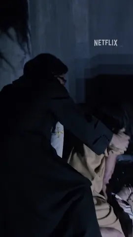 Sino ba kasi nakalimutang magbayad ng kuryente #Clarita  #JodiStaMaria  #Netflix  #horror  #spookyszn  #halloween #TikTokHalloween