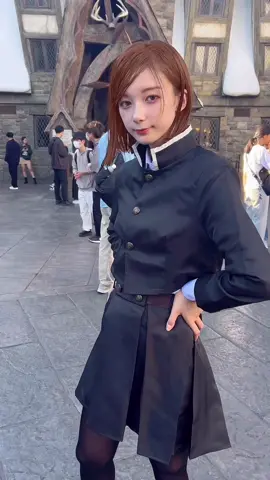 ユニバで釘崎！写真撮ってくださいって数人に言われて嬉しかった！ #ユニバーサルスタジオジャパン #universalstudiosjapan #呪術廻戦コスプレ #釘崎野薔薇コスプレ #釘崎野薔薇 #ハロウィンユニバ 
