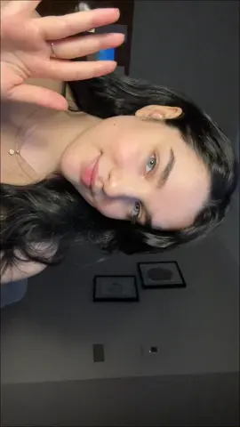 Makeup off the day im sorry for the mess 🤣🤣#messymakeup#makeuplook#myeveeydaymakeup  @Rozane glow 