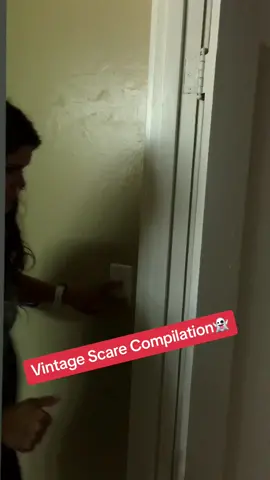 Been scaring since 2013  #scared #scareprank #compilation #prank #stillmarried #boo #happyhalloween 