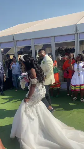 Mahlatse weds Itu Traditional  08/10/2023 Website: www.momentsbythuli.co.za Email: Hello@momentsbythuli.co.za ‪WhatsApp: ‪0826564627‬ Landline: 0112034858 (No DM’s Please) #momentsbythuli #eventplanner  #luxuryeventplanner  #weddingplanner #SouthAfrica  #Johannesburg 