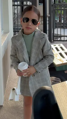 On The Move #fypシ #fyp #dailyootdinspo #tiktokootd #fridayootd #dailyfashioninspo #fridayoutfit #fall2023 #fallfashion2023 