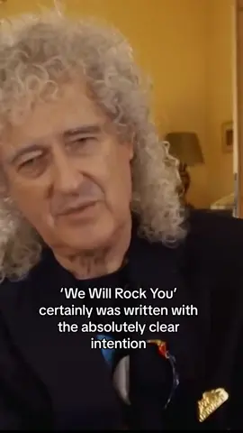 Which stomp and clap do you prefer? 🤔 #QueenOnTikTok 