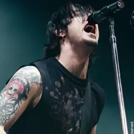 Breaking Benjamin- dance with the devil ft Adam Gontier #paratiiiiiiiiiiiiiiiiiiiiiiiiiiiiiii #foryou #threedaysgrace #threedaysgracetok #threedaysgraceband #threedaysgracelyrics #threedaysgraceedit #threedaysgracefan #threedaysgracesongs #breakingbenjamin #breakingbenjaminfans #adamgontier #adamgontieredit #adamgontierfans #musica #rock #adamgontierforever 