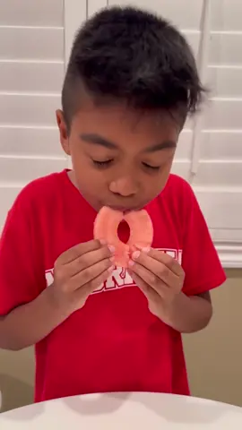 Pink Glow Pineapple 🍍 is Amazing good 🔥🔥 #fyp #california #losangeles #viral #trend #awiwi #pineapple #pineappleglow 