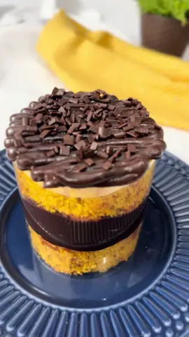 Mini bolo de cenoura com brigadeiro 💛