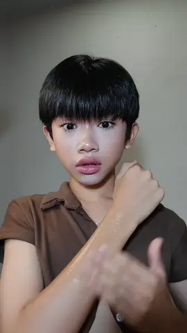 เซรั่มผิวที่ทุกคนควรมีต้อง เซรั่มดาริน เลยค่ะ🫶 #darin #เซรั่มวิตามินผิว #เซรั่มดริปผิว #เมคอัพ #แต่งหน้า #แต่งหน้าสายเกา #แต่งหน้าสไตล์เกาหลี #แต่งหน้าสายฝอ @TikTok Thailand  #เมคอัพเปลี่ยนลุค #makeup #koreanmakeup @darinofficialth 