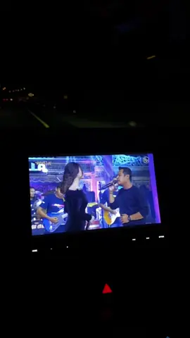 Satu Rasa cinta _ Difarina Indra & Fendik Adella, menemani syahdu nya malam tol cipularang😊🤣👌🫰🏼🫶🏻😘😘 #fypシ #fyp #fypdonggggggggg #capcut #saturasacinta #adella #difarinaindra #fendikadella #dangdut #dangdutkoplo #dangduttiktok #tolcipularang #bandung #bandunghits #viral #trend #syukur #bismillahfyp #alhamdulillah 