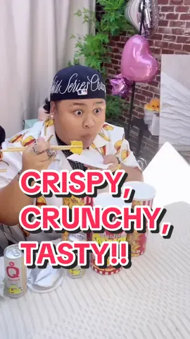 Crispy, crunchy, tasty! Korang kene try Salmon Skin Cik B kalau korang nak rasa kerangupan and kesedapannya! Tekan beg kuning, guys  #tiktokmalaysia #salmonskin #salmonskin #crispysalmonskin #cikb #bossb #tasty #crispy #crunchy #sedap #delicious #fypシ゚viral #fypdonggggggg 
