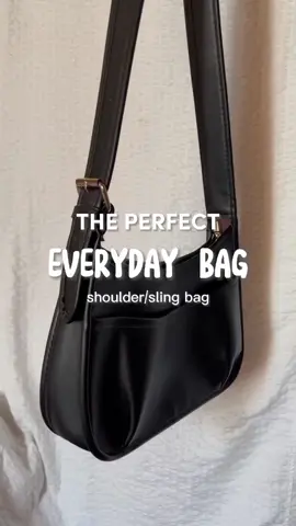 the ✨perfect everyday bag✨ na sobrang ganda tapos 1000/10 pa ang quality. very spacious plus bagay pa sa lahat ng fits!! 🥰💗 #bagrecommendation #slingbagrecomendation #slingbag #shoulderbag #slingbagsforwomen #fypシ 