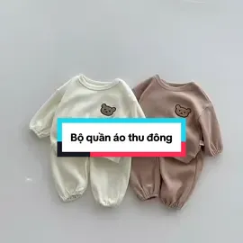 👉 Bộ Quần Áo Thu Đông , Chất Thun Tăm Dài Tay Hoạ Tiết Gấu Cho Bé Trai , Bé Gái 🥰 👉 Chất Liệu Thun Gân Mềm , Thoáng và Mặc Cực Êm Trên Da Em Bé Lên Các Mẹ Yên Tâm Nha  👉 Bộ Có Đủ Size Từ 6kg đến 16kg Ạ #TikTokAwardsVN2023 #tiktokshop #shopthoitrang #quanaothudong #bodaitaychobe #dochobe #tuongtac #tiepthilienket #giadungthongminh 