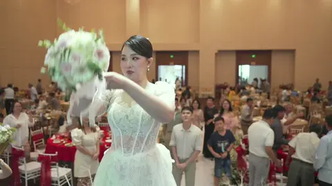 Video full HD của cô dâu quay tặng 🥰 Điều mà cả 2 đứa đều bất ngờ là sự chúc phúc nồng nhiệt của những người xung quanh, các cô, chú, anh, chị, em đều vui vẻ chia sẻ khoảnh khắc này với 2 đứa mình 🥰 Cảm ơn mọi người đã chúc phúc cho 2 đứa mình 🥰   #lgbtq🏳️‍🌈 #gaycouples🏳️‍🌈 #boylove #trending #xuhuong #cauhon 