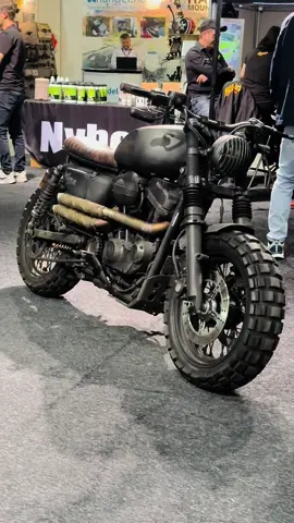 Dull Boy scrambler @Oslo Motor Show @Meguiar’s #harleydavidson #sportster #scrambler #motorcycle #fyp #biker #bikersoftiktok #harleytiktok #harley #custom #scrambler1200 #scramblerbuild #custommade 