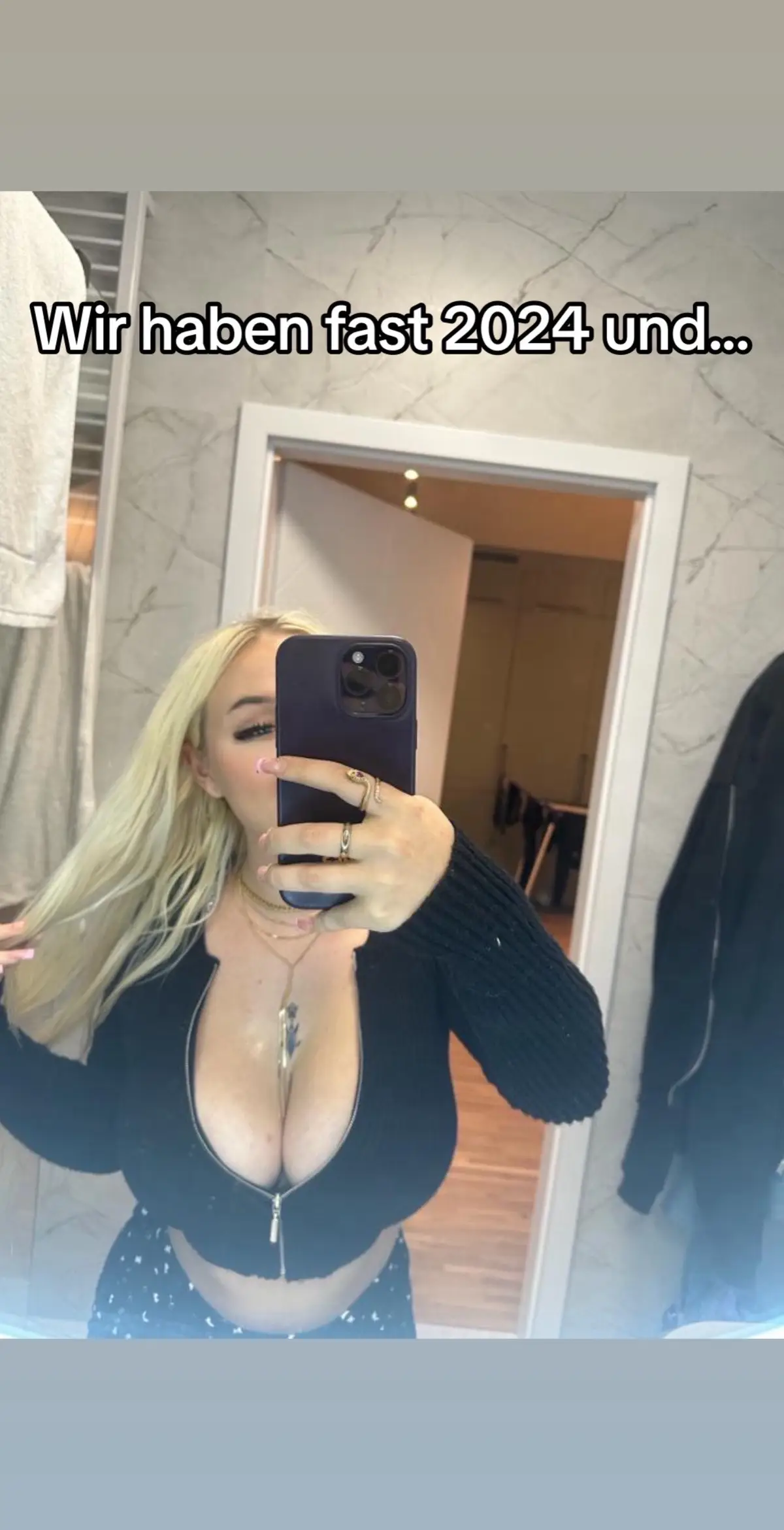 Ich habe bessere Geschenke als der Weihnachtsmann😇 #Weihnachten #fürdich #berlin #blondine