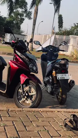 Mimi & pipi 🫶 #vario125 #vario125old 