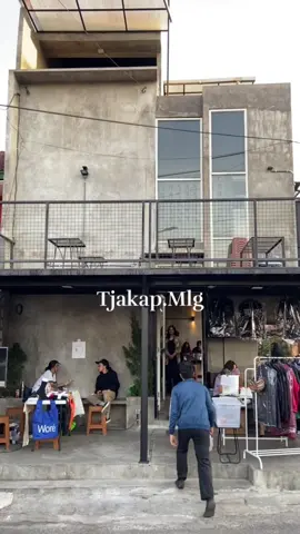 come visit and chill 🤩 #tjakap#tjakapmalang#coffeshopmalang#kopimalang#kopimalanghitz 